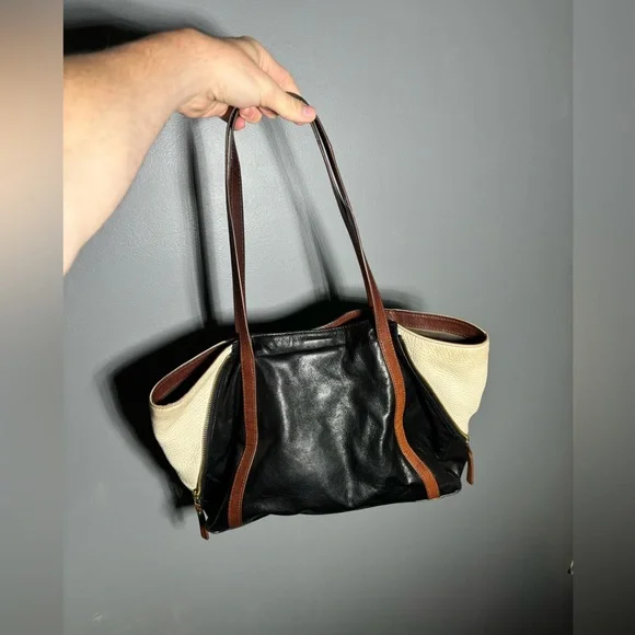 Fossil Gwen Side Zip Shopper Tote in Goat Hide Leather - Picture 10 of 10